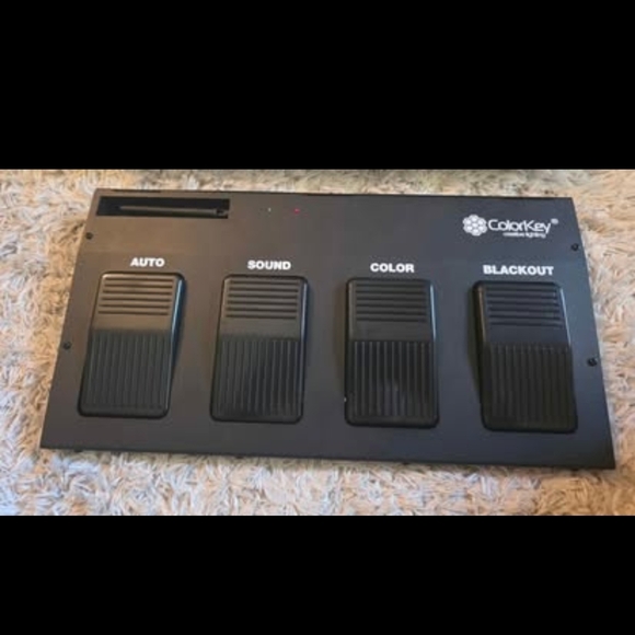 ColorKey Wireless Footswitch Controller - Picture 2 of 6